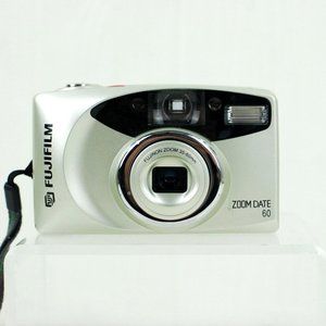 Fuji Fujifilm 35mm Point and Shoot Film Camera Zoom Date 60 Tested Working